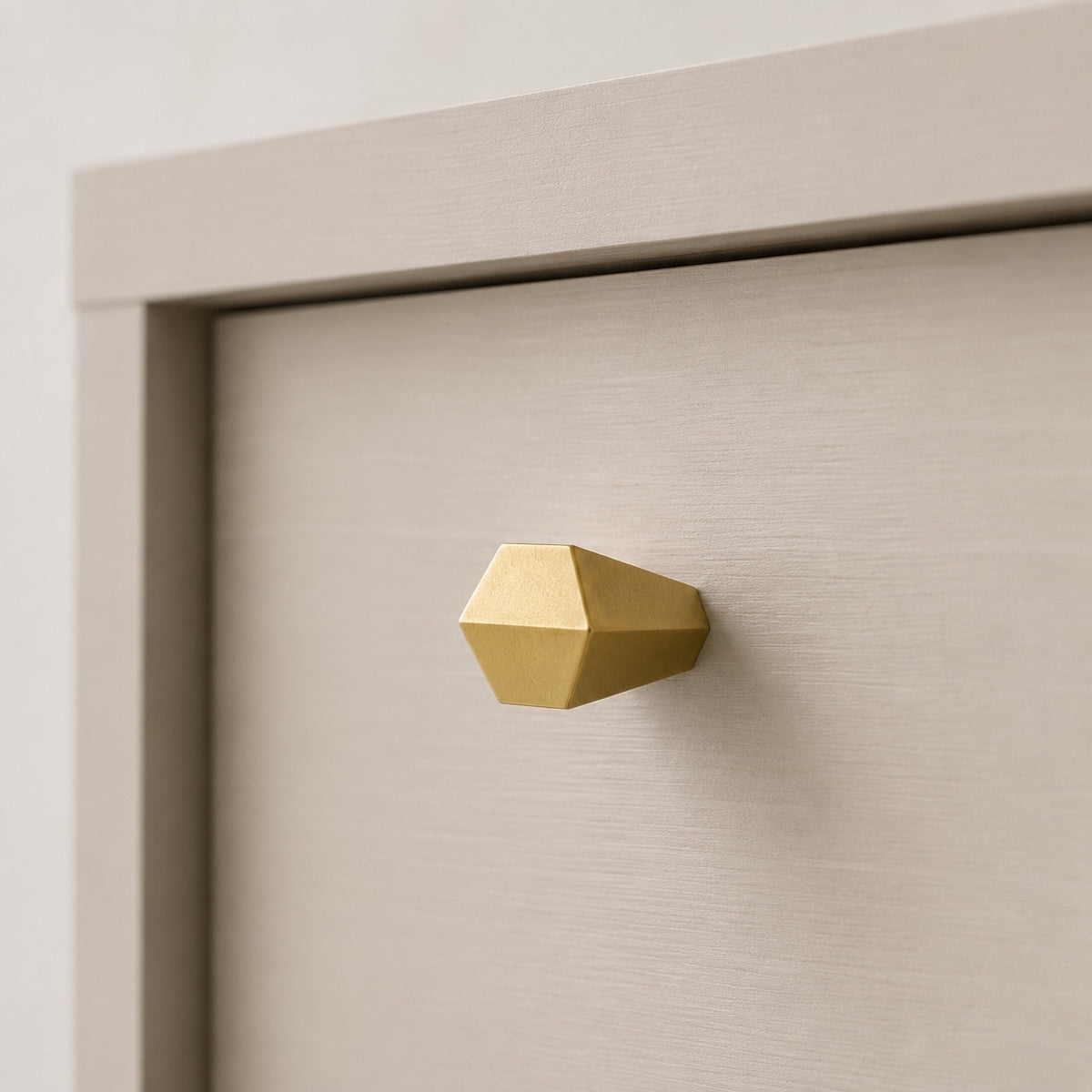 Komoda Tokyo 1 2F 2S – 100,2 × 40,8 cm – detal wykończenia